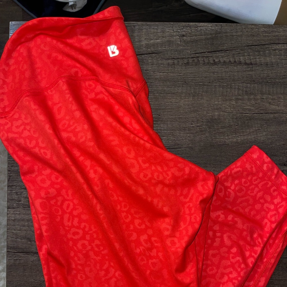 BuffBunny Rebel Legging - Red Leopard
XXL